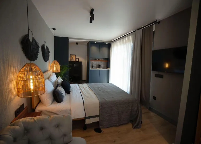 Апартаменты Alp Pinehill *