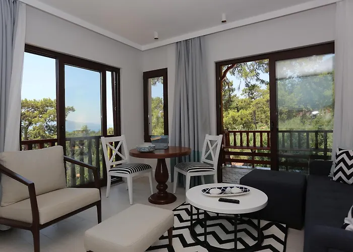 Alp Pinehill * Акьяка